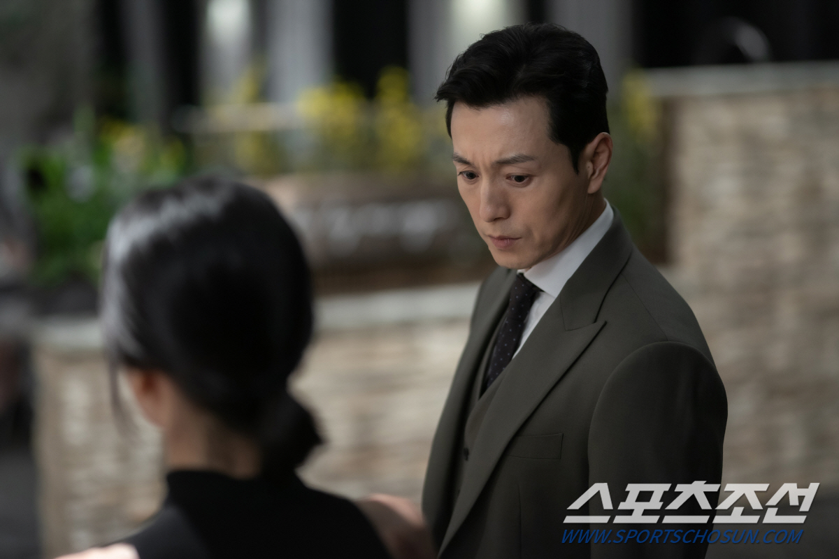 [종합]'더 글로리', 한 치의 자비도 없는 '복수극'을 이렇게 통쾌해 …