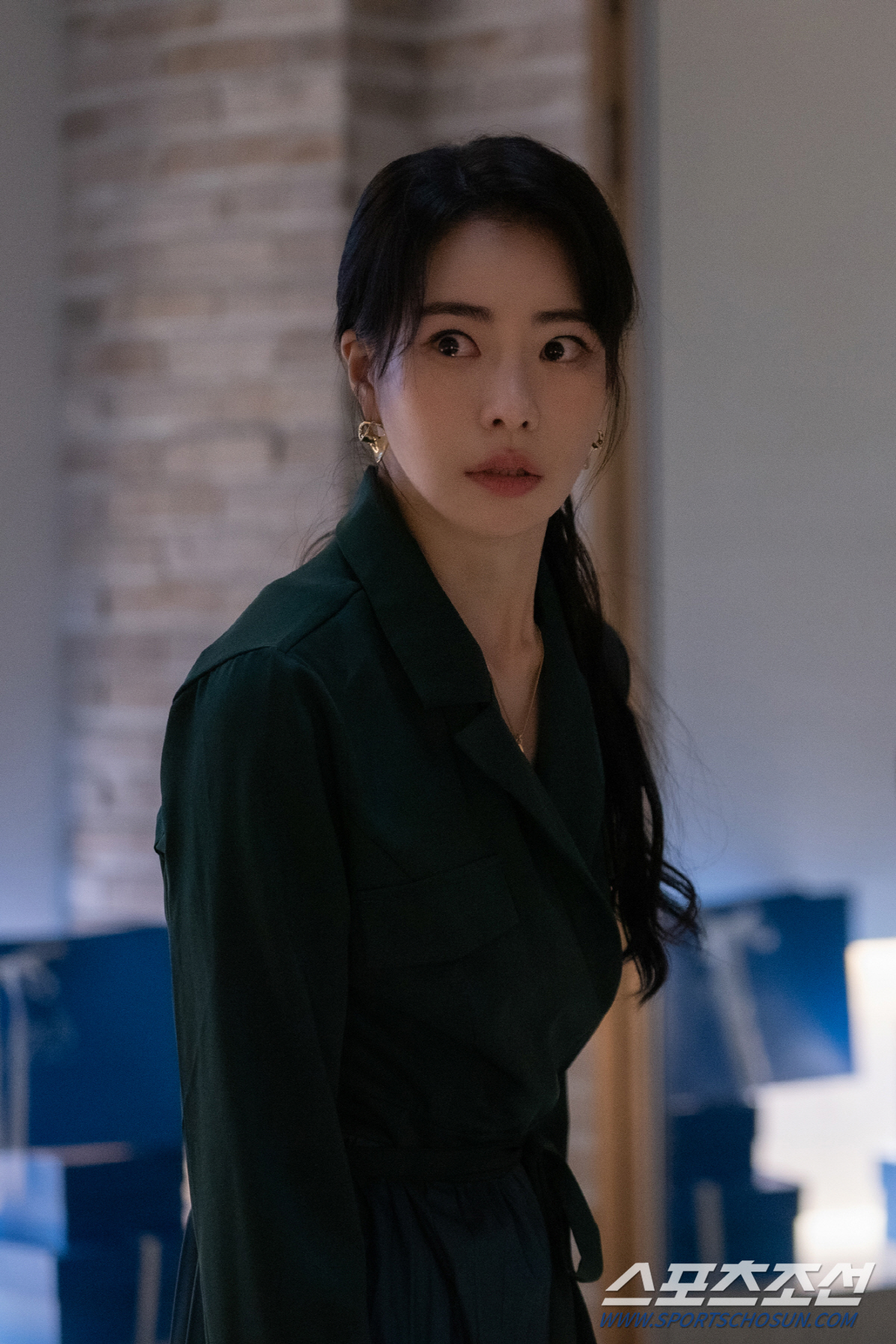 [SC이슈]'더 글로리' 혜정 가슴노출, 얼마나 파격적이면 'CG설'까지…