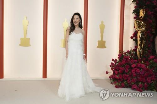 62년만에 '레드' 벗어던진 오스카…이제는 '샴페인 카펫'