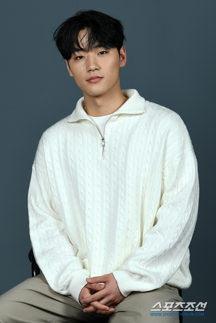 [SC인터뷰] "내 학창시절도 건후와 비슷해"…'일타 스캔들' 이민재, …