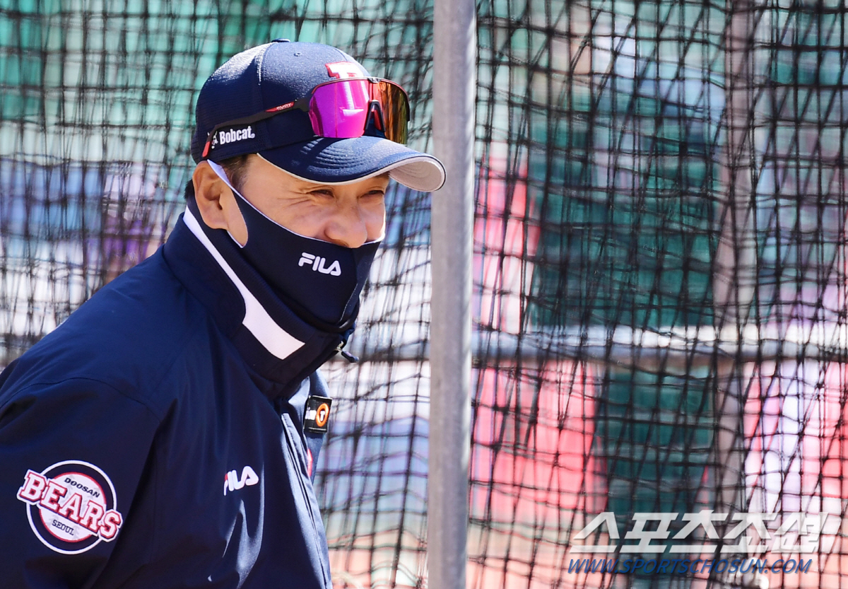 '도쿄 참사' 바라본 국민타자의 속내 "속상하고 참담…모든 야구인의 패배…