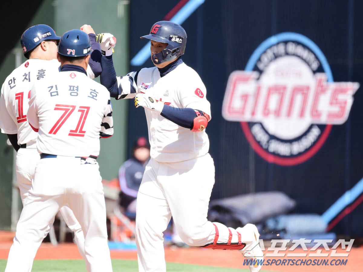 자신만만 투런포→안정된 수비…'부산의 새로운 심장'이 뛴다 [부산포커스]