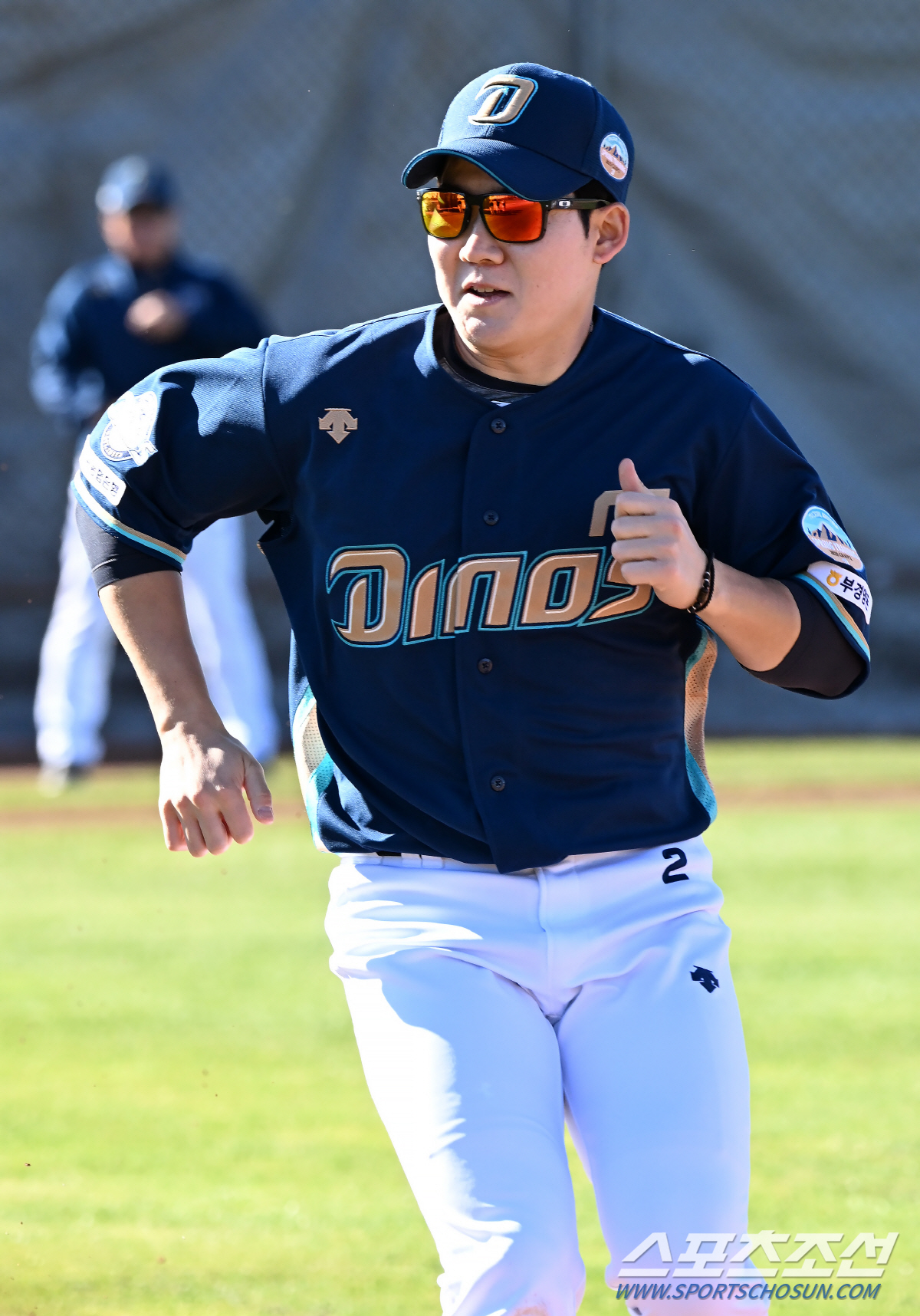 시범경기 첫날 동료 충돌→응급 후송 140억 FA, 부상 피했다 "단순 …