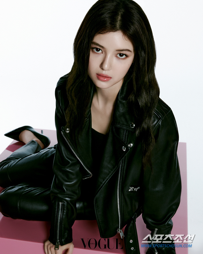 뉴진스가 대세네! 다니엘, 입생로랑 뷰티 새 앰버서더 발탁