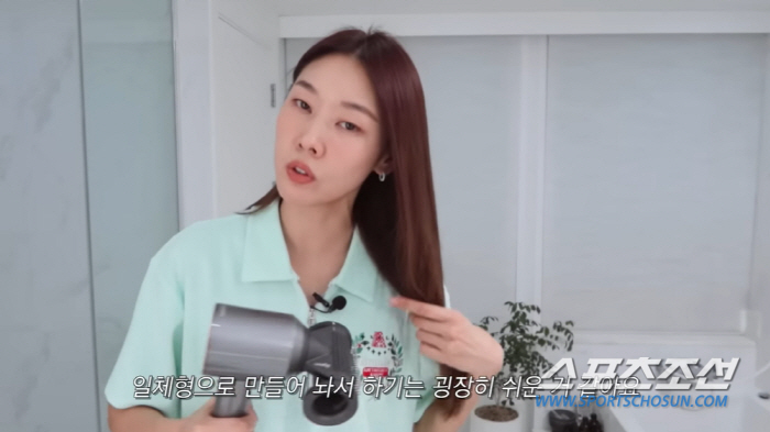 한혜진, 얼굴에 털이 난 사연 공개. 머리 감는 모습 '최초 공개'했는데…