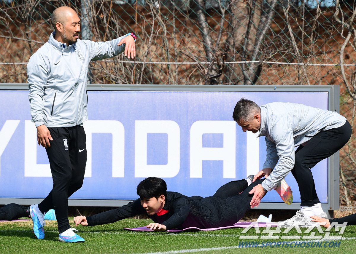 '가슴번호와 오전훈련' 클린스만 사단과 국대 선수들, 썸타는 중입니다