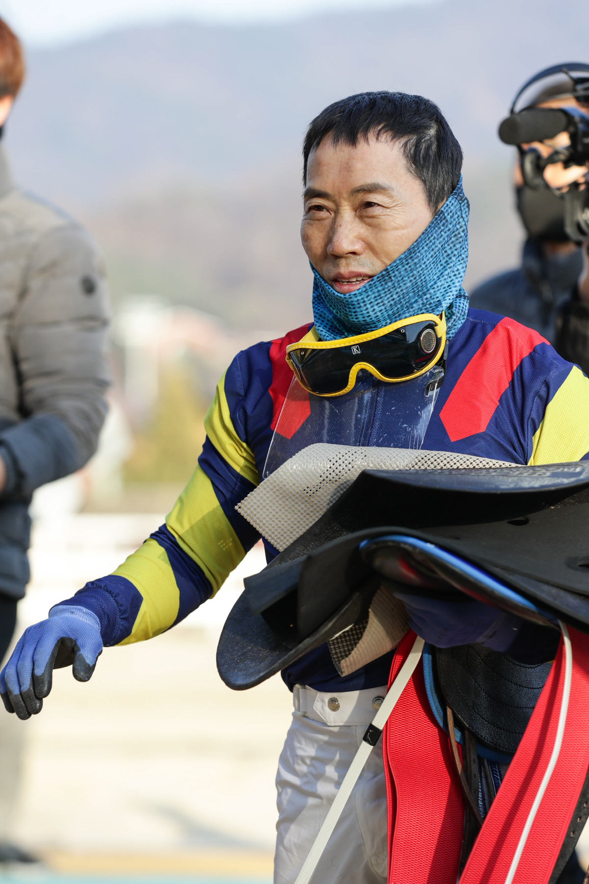 [경마]통산 2200승 돌파! 57세 경마대통령 박태종 기수의 전설은 현…