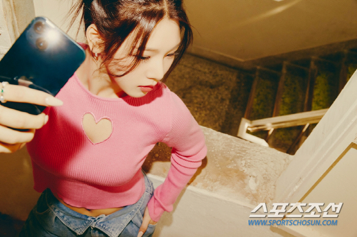 '스타팅 걸스', 네번째 멤버 연수 공개…러블리 비주얼+더블번 헤어 소화…