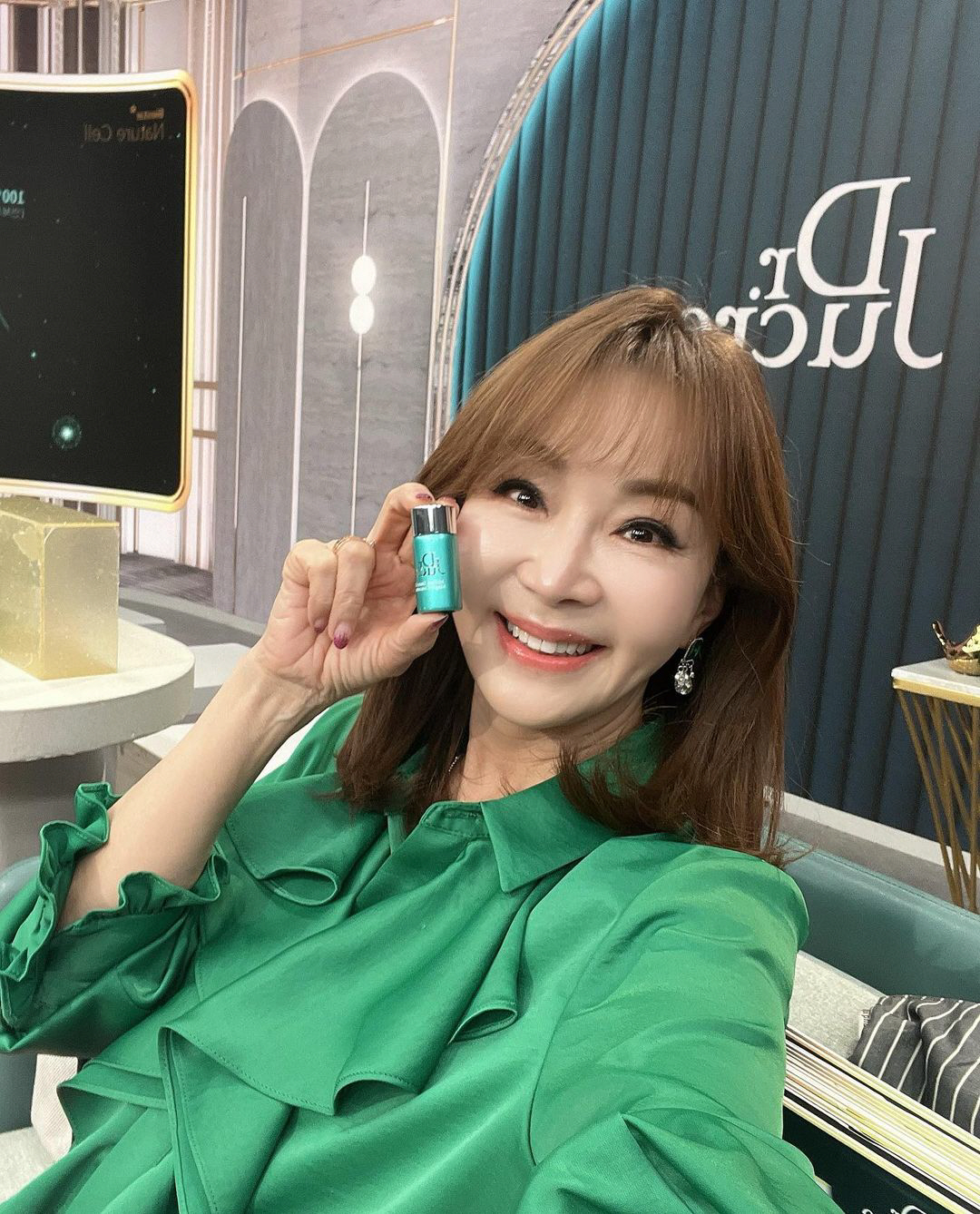 유난희 "故 개그우먼, 이 화장품 알았다면…" 홈쇼핑 중 막말 논란