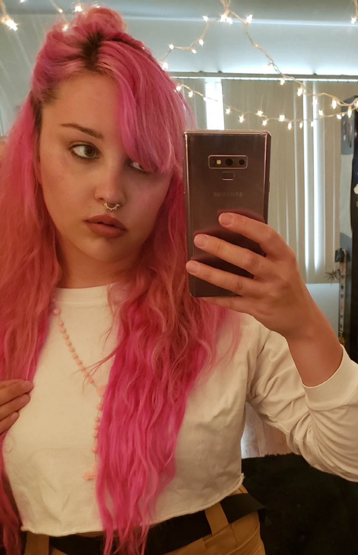 [SC할리웃] '쉬즈더맨' 아만다 바인즈, 나체로 돌아다니더니…노숙도 했…