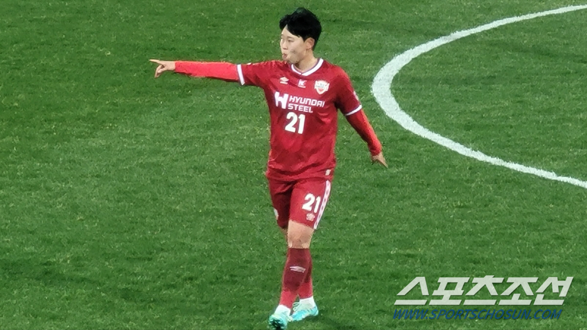 "이래서 절대1강" '최유정 멀티골'인천 현대제철,문경 상무에 3대0완승…