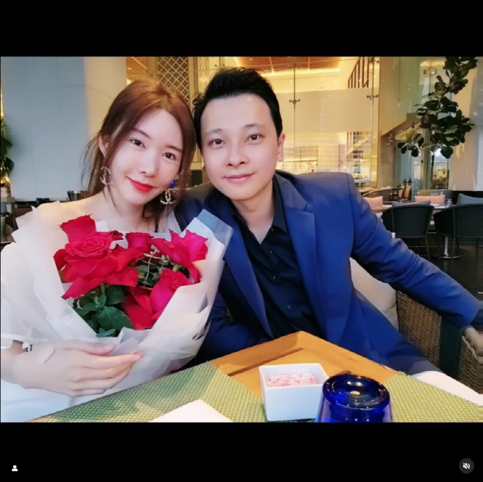 신주아 남편 ♥쿤서방 일냈다! 신문에 실린 '태국 최초' 행보에 든든한 …