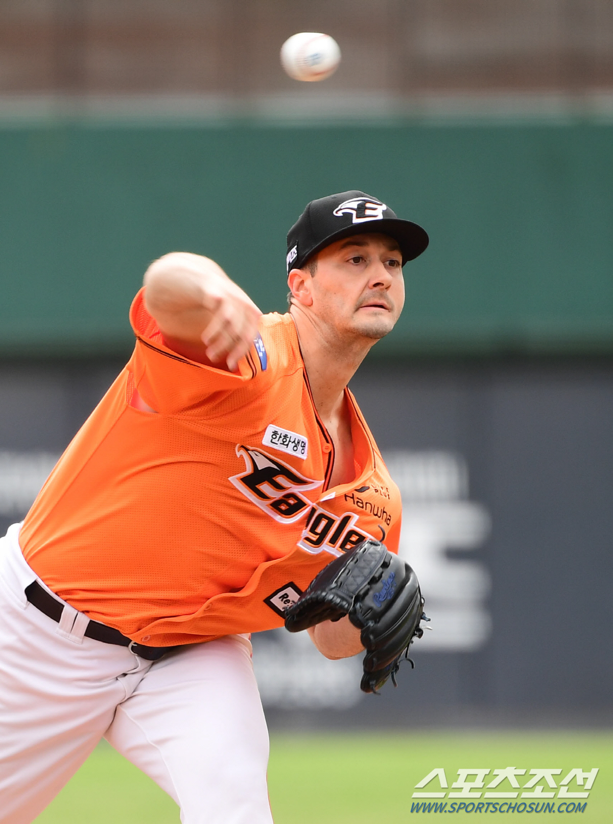 [부산현장]3경기 12.2이닝 15K-ERA 1.42, 한화 스미스는 왜…