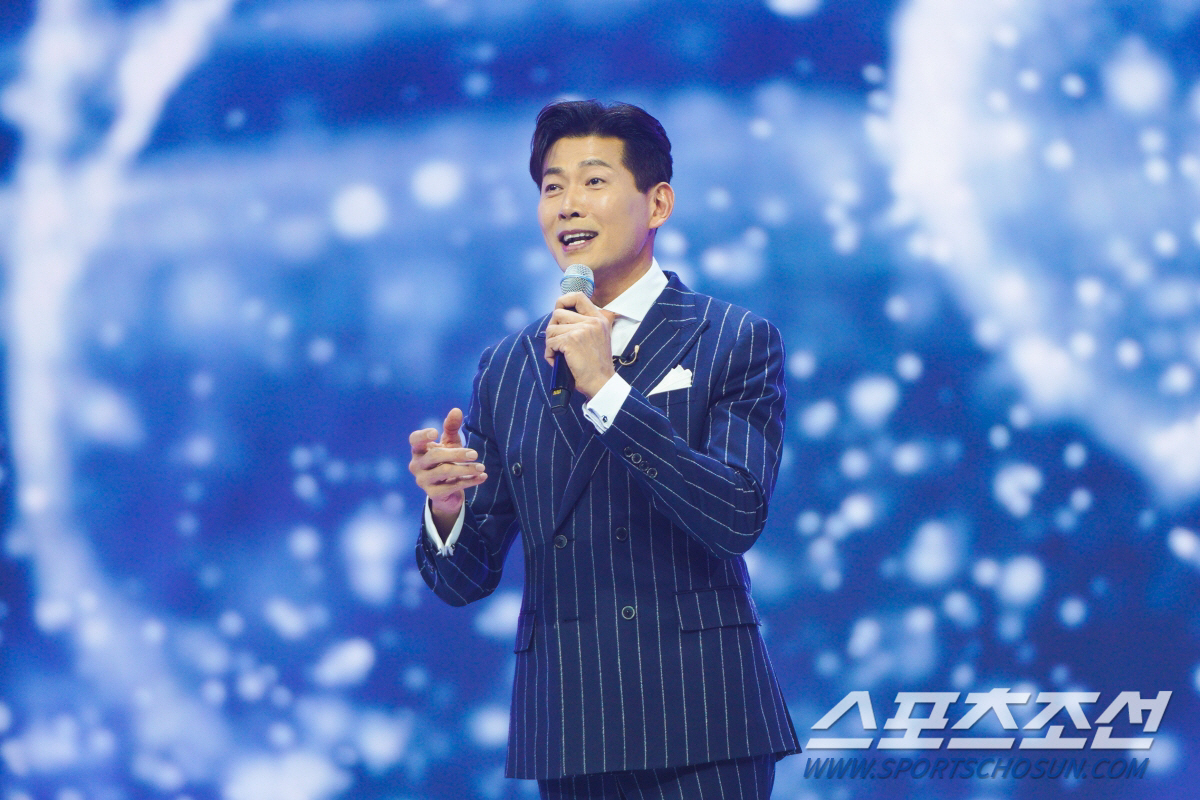 '미스터트롯2' 김용필, 톱7 전속 매니지먼트 '비스타컴퍼니'와 공동 전…