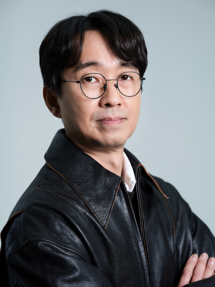 [SC인터뷰] "오빠의 대표작 될 거야!"…'될놈될' 장항준 감독, '♥…