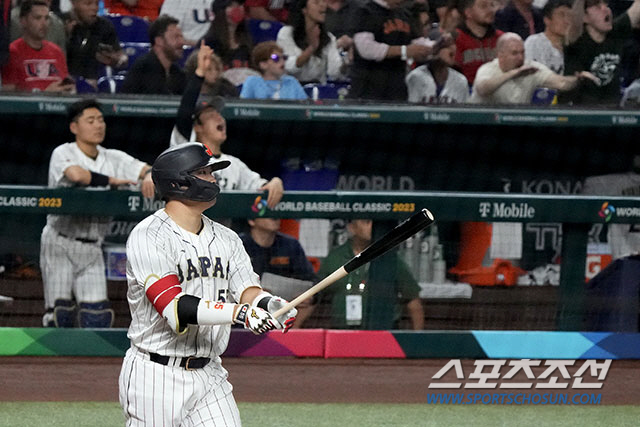 WBC 미국과 결승전에서 홈런을 때린 무라카미. 사진출처=일본야구대표팀 홈페이지