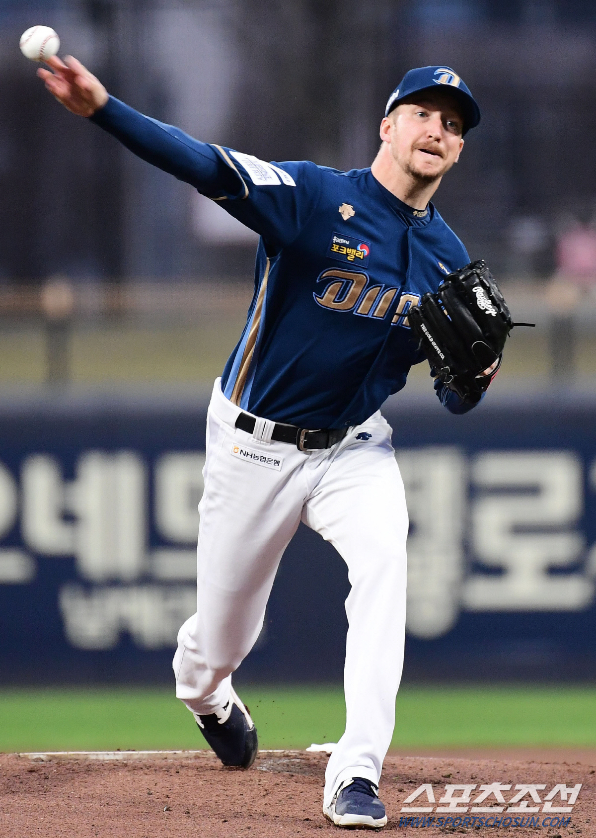 '페디 6K 무실점+김주원 쐐기포' NC, 삼성에 8-0 대승, 개막전 …