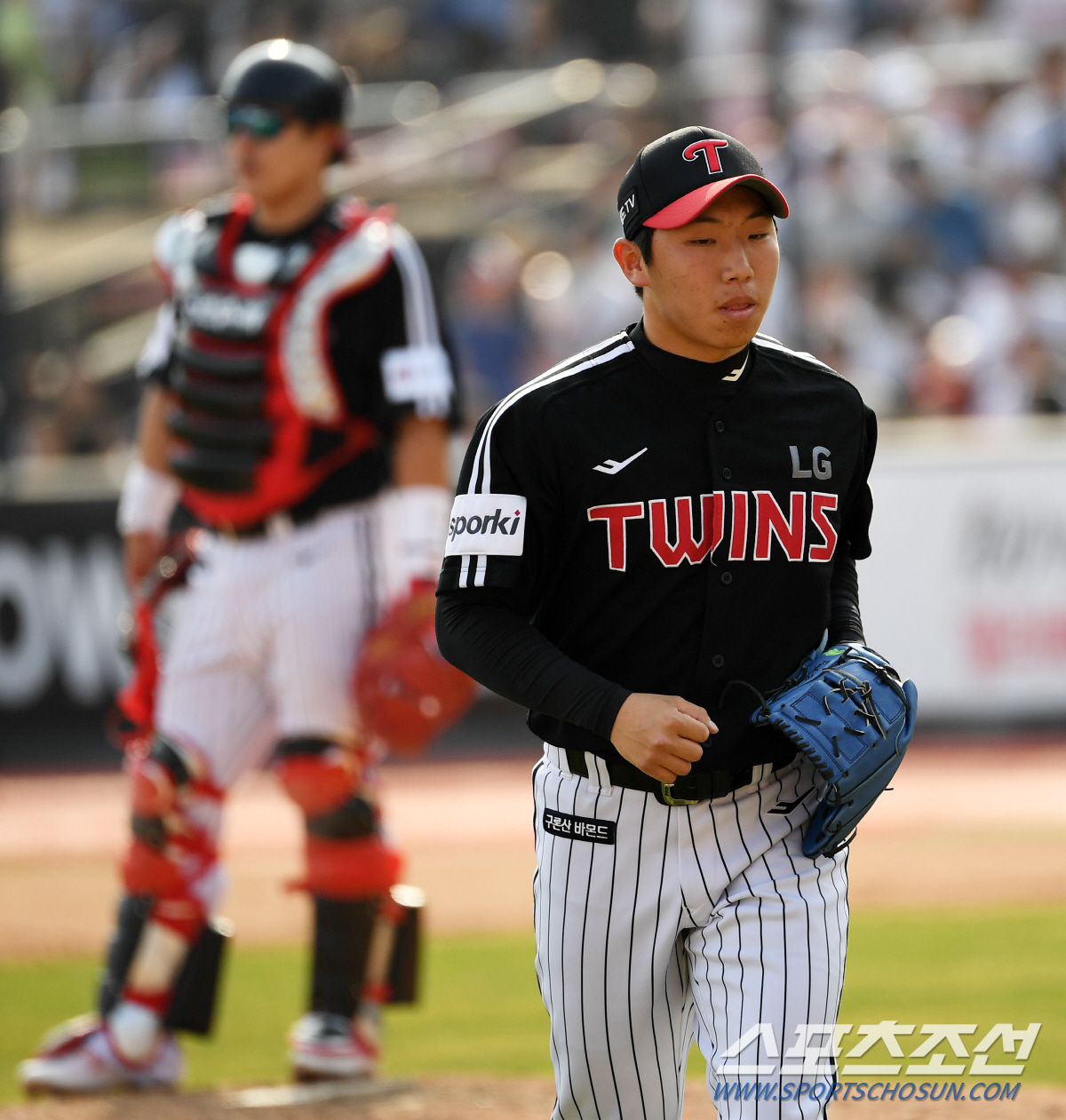 '생애 첫 등판 아웃카운트 제로' 실패 아픔 속 성장할 신인 박명근...…