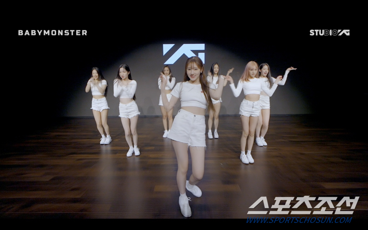 YG 베이비몬스터, 블랙핑크와 비교해 보라고? 'Don´t Know Wh…