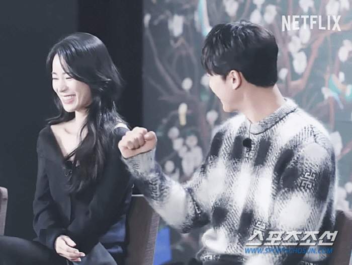 [종합]임지연♥이도현, 이때 이미 사귀고 있었구나! 임지연 '파이팅' 따…