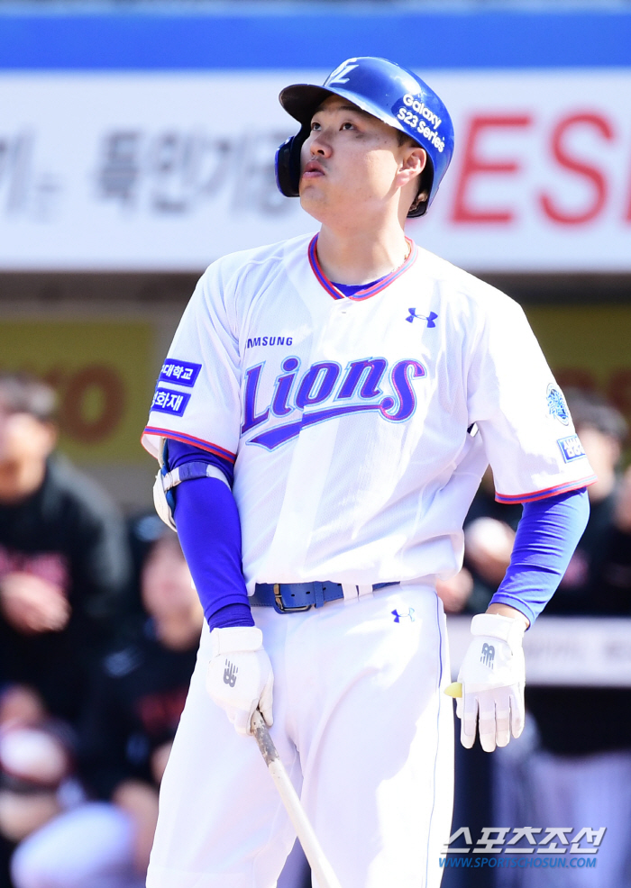 '캡틴' 오재일, 하루 쉬어간다, 좌완 상대 선발 제외 "조금 부담 느낀…