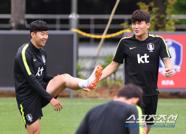 "손흥민형 '오해 언팔'죄송,96라인 파벌無" 김민재 진솔하고 시원한 사…