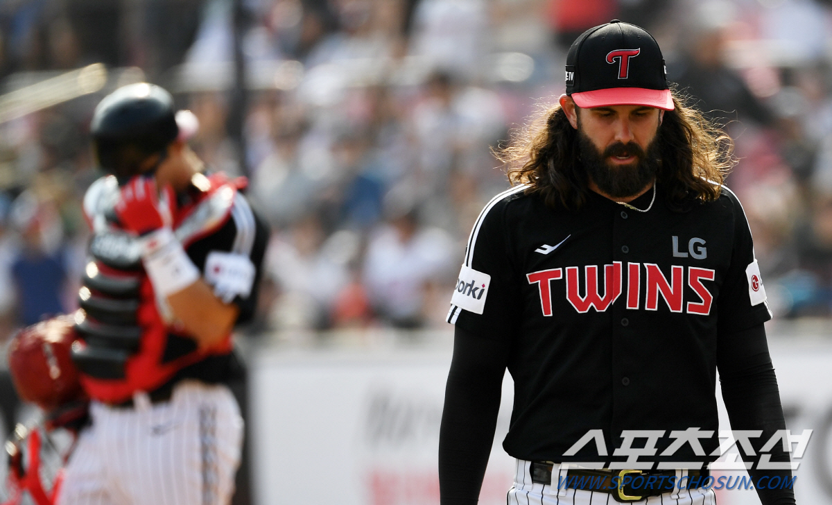 '신입은 줄부상, 구관은 구위 리스크' 혼돈의 외인 투수 명암, 초반 판…