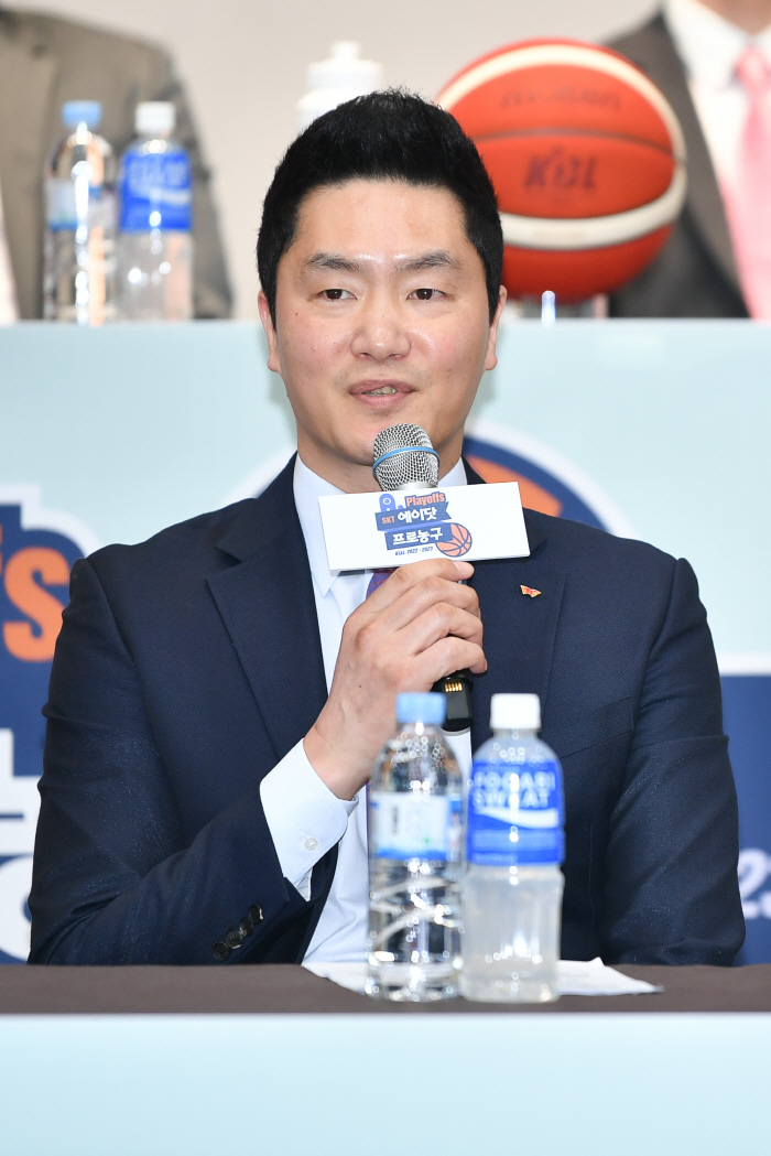 [6강 PO 리포트] 과감한 전희철 SK 감독, '최준용 6강 제외' 승…
