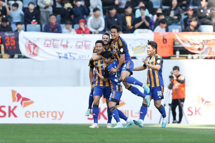 '뉴캡틴' 정승현→'센추리클럽' 김영권→'無변수' 조현우…'독주' 울산,…