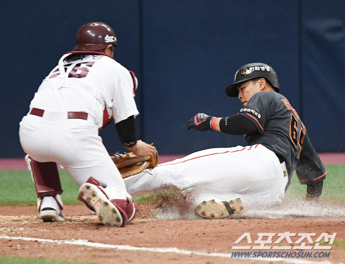 "처음던진 체인지업 정타로 연결" 최고투수 안우진이 인정한. 한화 문현빈…