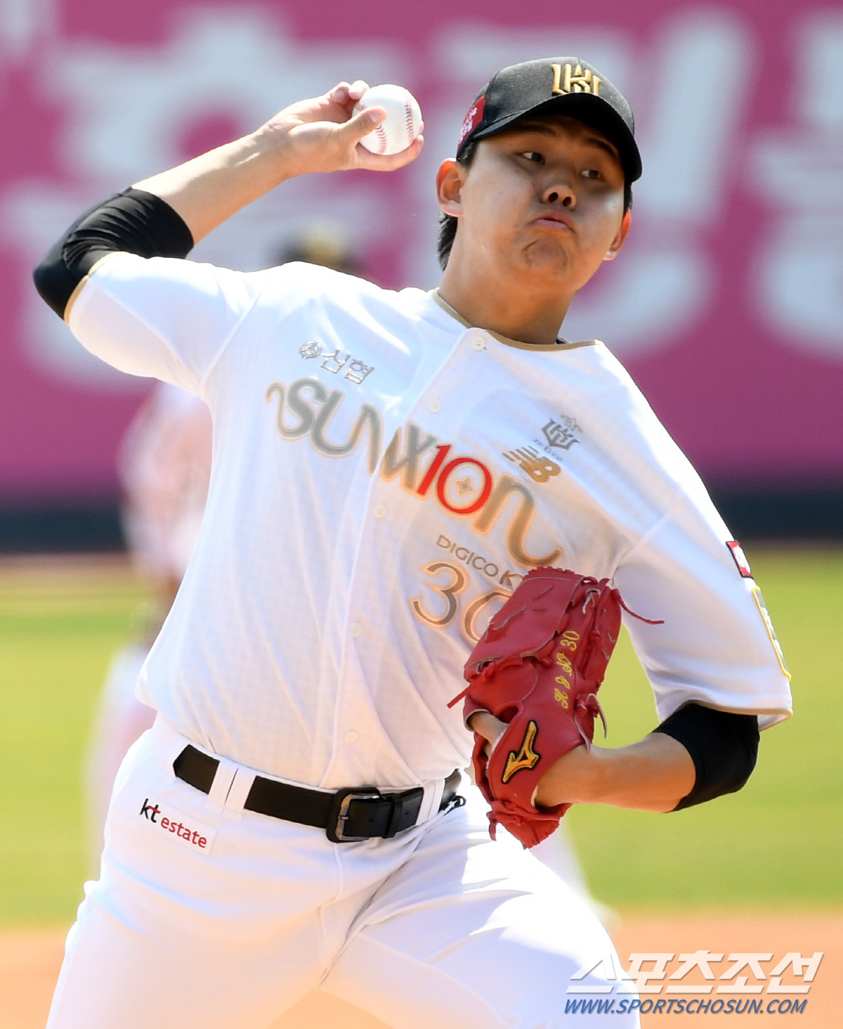 KT 2경기 만에 대형 변수! 소형준 '우측 전완근 통증' 2주 진단…1…