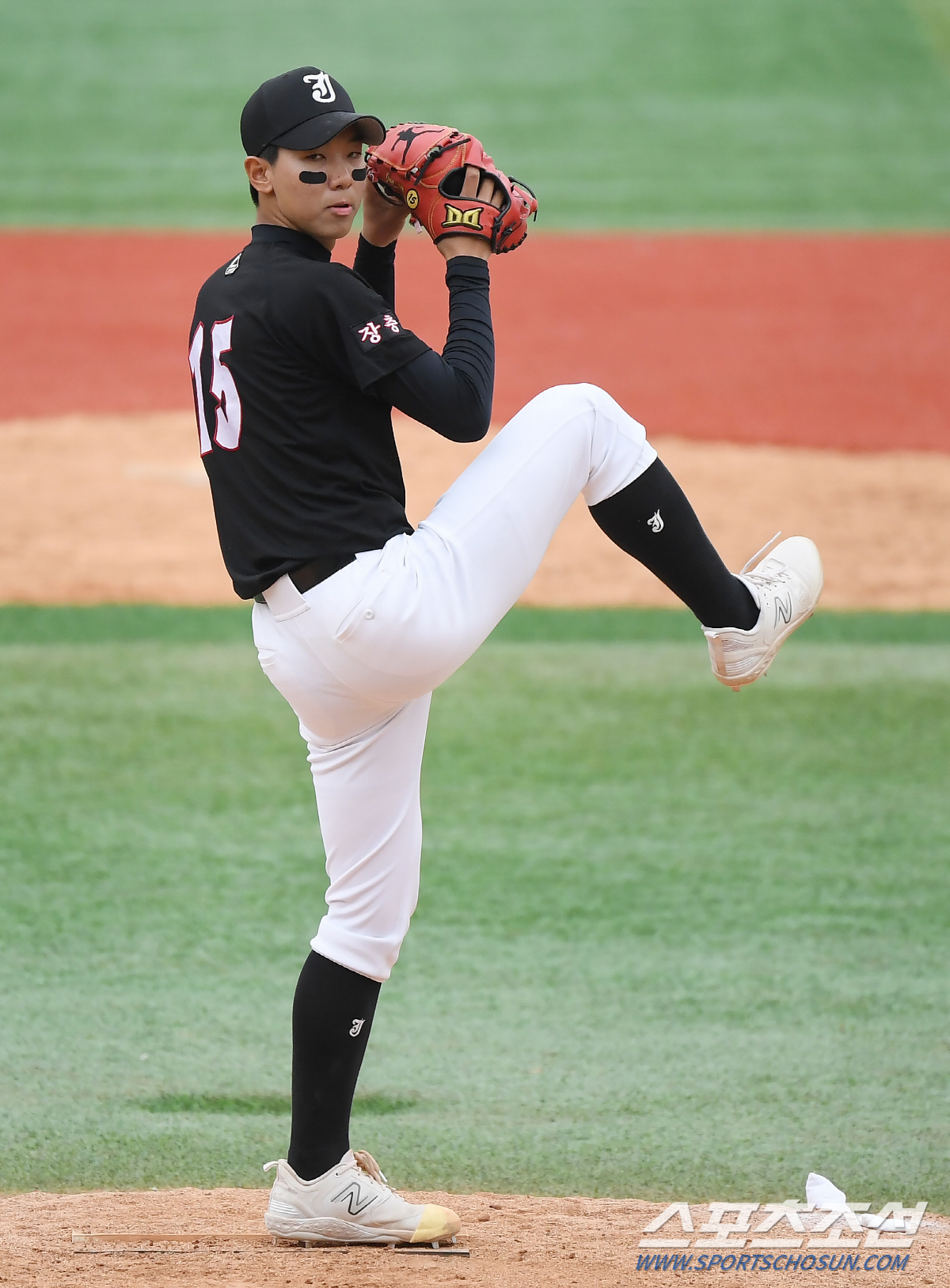 ‘한화가 또 웃는다’ 벌써 150km 찍은 고3 좌완 황준서…압도적 피칭…