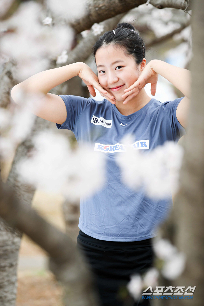 봄날의 신유빈"'반짝'하는 선수 아닌 오래 반짝이는 선수 될게요!"[진심…
