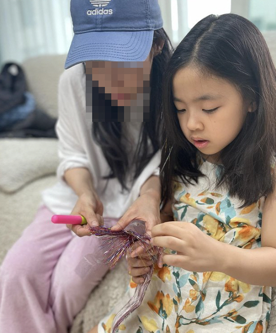 이윤지, 큰딸 위한 플렉스 "우리집 반짝이를 위한 고급 인력의 가정방문"