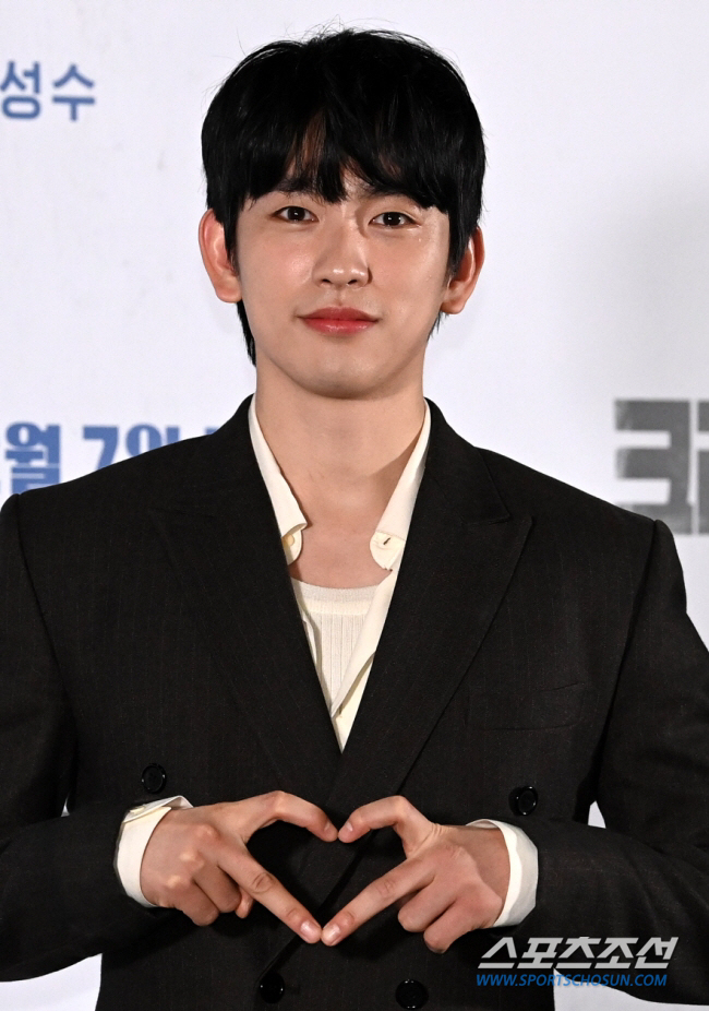 [공식입장] 갓세븐 박진영, 5월 8일 입대…'마녀' 촬영 끝