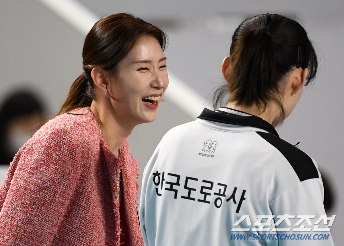 '다치지 말고!' 수지 언니가 웃었다..따듯한 마음은 덤 '미녀들의 수다…