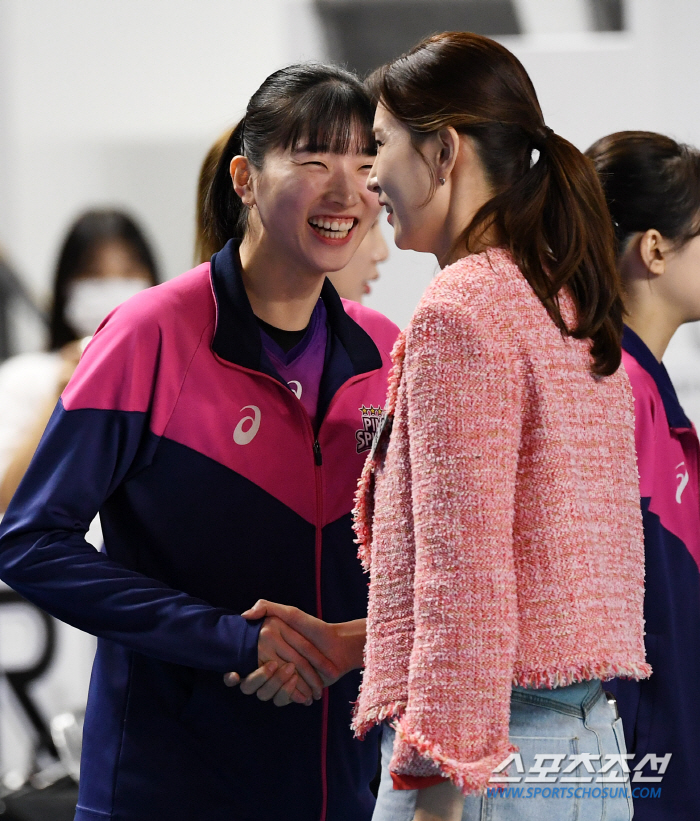 '다치지 말고!' 수지 언니가 웃었다..따듯한 마음은 덤 '미녀들의 수다…