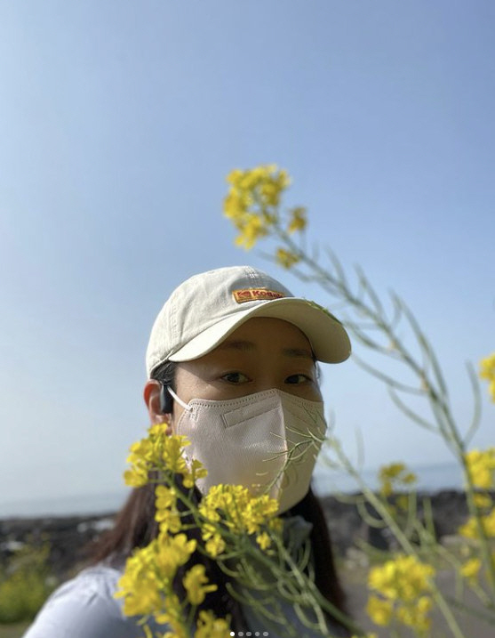 라미란, ♥남편·아들 어쩌고? 나홀로 제주 여행 "혼자는 처음"