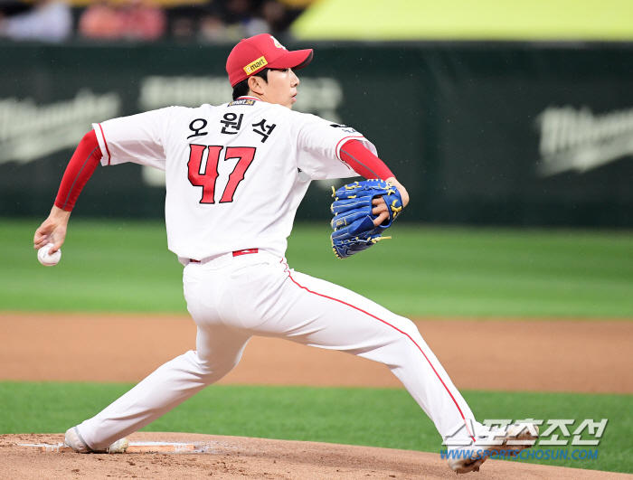 '꼬임+쏠림' 덜어내자 기량↑…'포스트 김광현'의 고속성장 배부르네 [인…