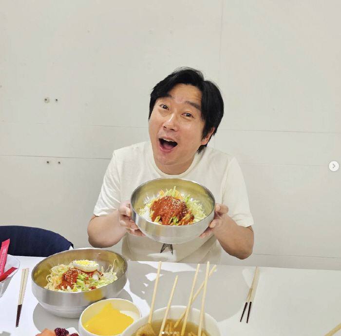 '이수근♥' 박지연, 투병 걱정 "건강 지켜, 이 밥 평생 먹게 해주고파…