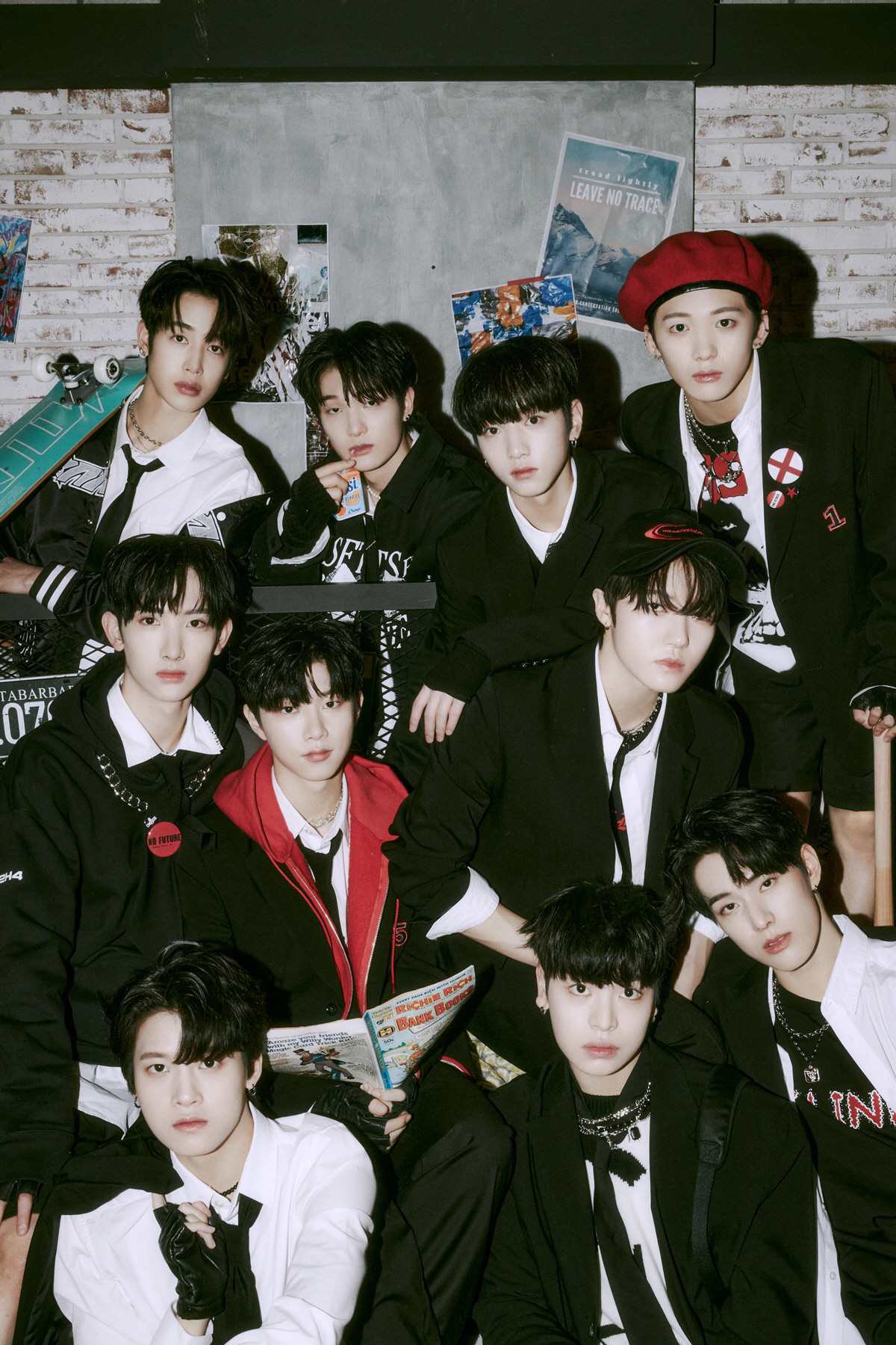 [공식] '에이티즈 동생' 싸이커스, 초동 10만장 돌파…역대 보이그룹 …