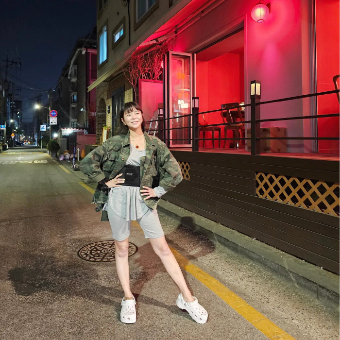 '이수근♥' 박지연, 복대 차고 거리 활보 "뱃살 위해 패션 포기"