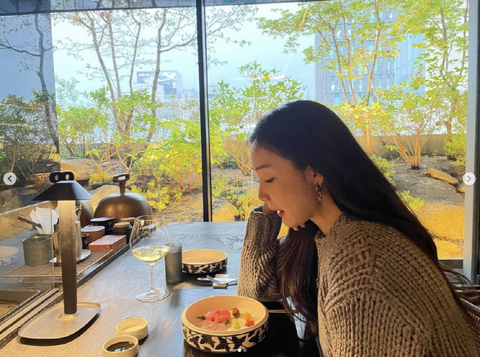 '48살 딸맘' 최지우, 20대 미모 비결 '초저열량 식사'