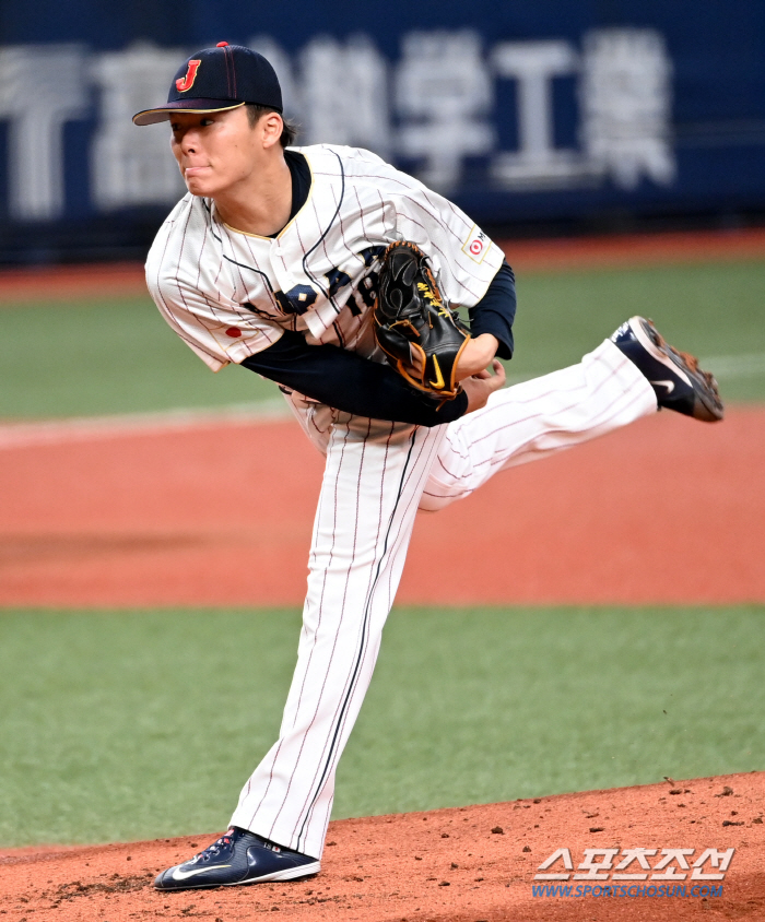 ML 스카우트 앞에서 최고 158km…WBC 우승주역 야마모토 첫 등판 …
