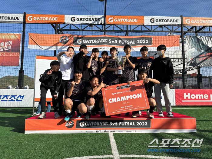 완주중, '5v5 게토레이 풋살 2023' 전주 챔피언 등극... '8골…