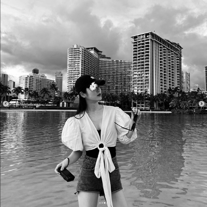 신예은, '168cm·42kg' 깡마른 실제 몸매 이런 느낌…쏙 들어간 …