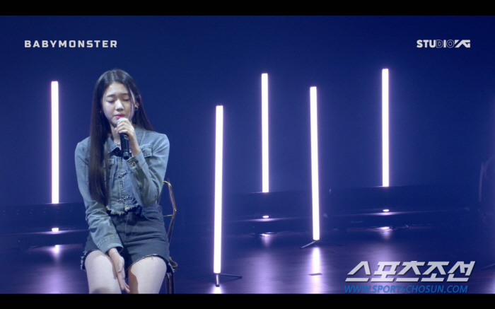 '베이비몬스터' 로라, '14세'에 이런 이별 감성이 나온다고? 'Som…