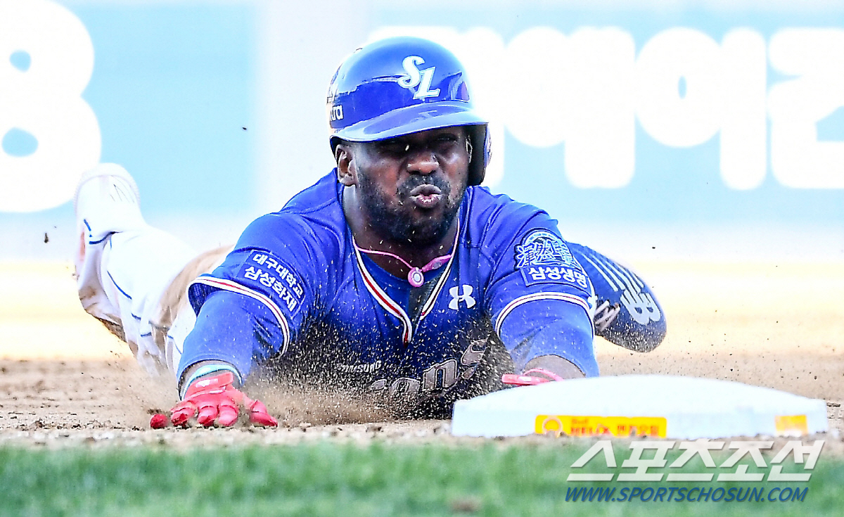 "난 슈퍼스타니까!" 구급차 실려갔던 투혼남…연패 속 스스로를 채찍질하는…