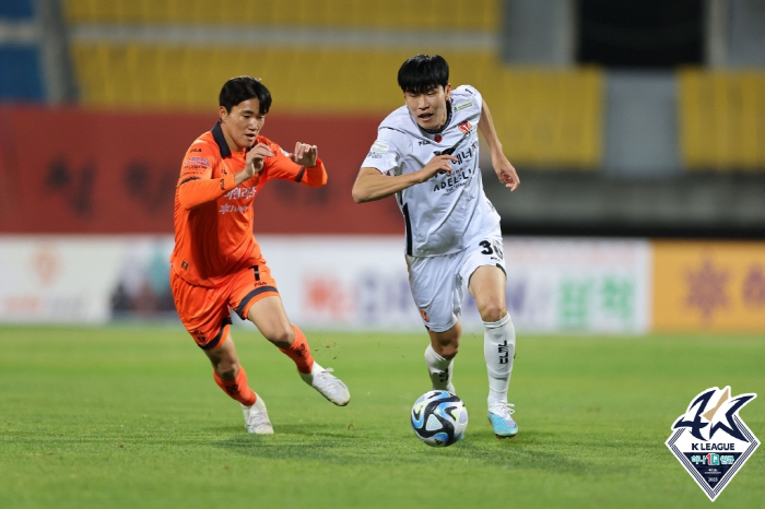 [현장 리뷰]남기일 '픽' 적중, 교체 서진수 첫 승 축포…제주, 강원에…