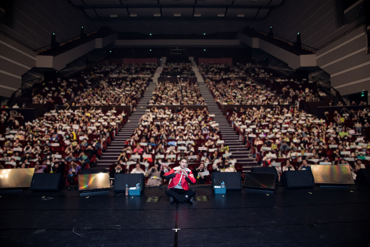 남우현, 첫 단독 대만 팬미팅 성료 "잊지 못할 추억 만들어줘 감사"
